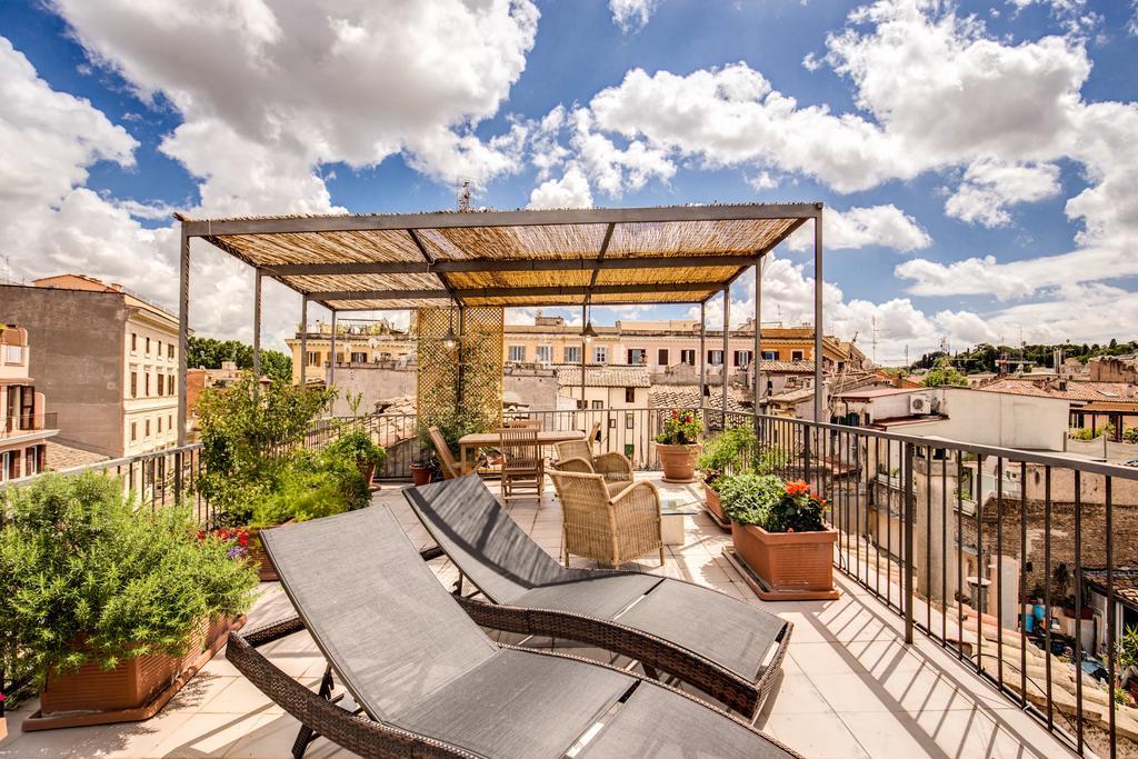Appartement Trastevere Attic With Terrace *