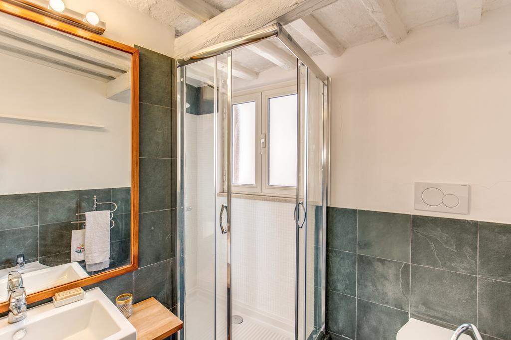 Trastevere Attic With Terrace * Rome