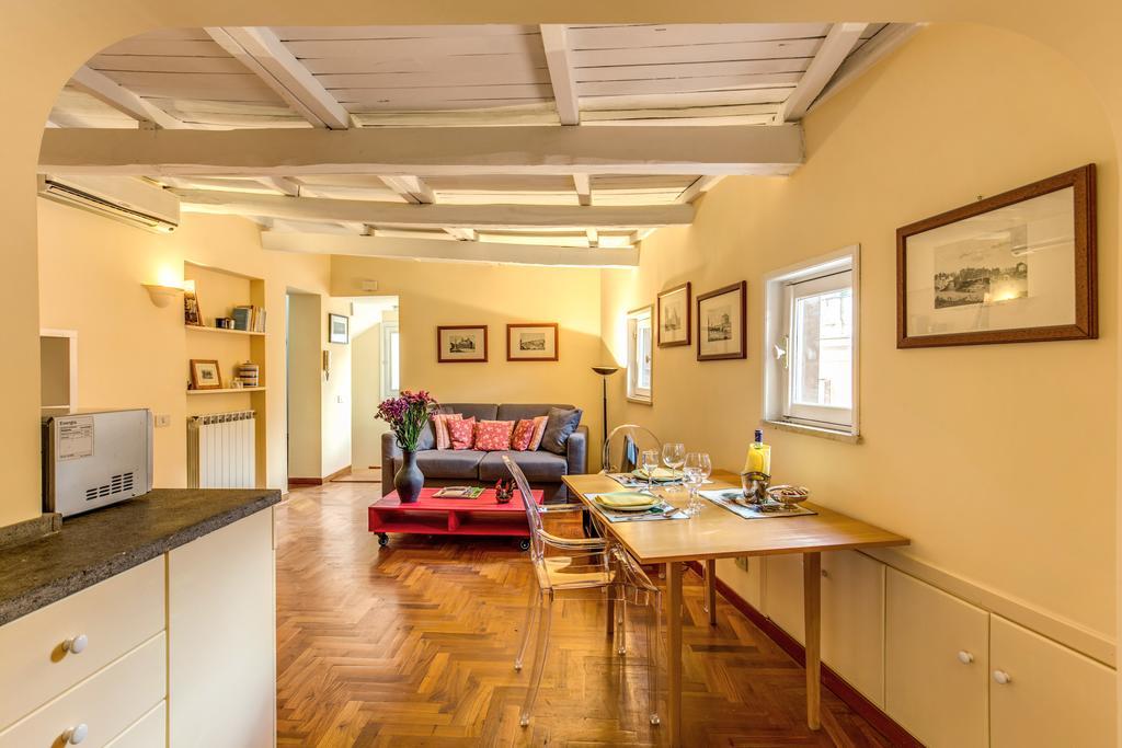 Trastevere Attic With Terrace Appartement Rome